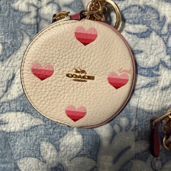Coach Cream and Pink Heart Wallet - Picture 7 of 14